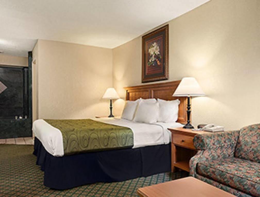 Days Inn & Suites By Wyndham Stuttgart Luaran gambar
